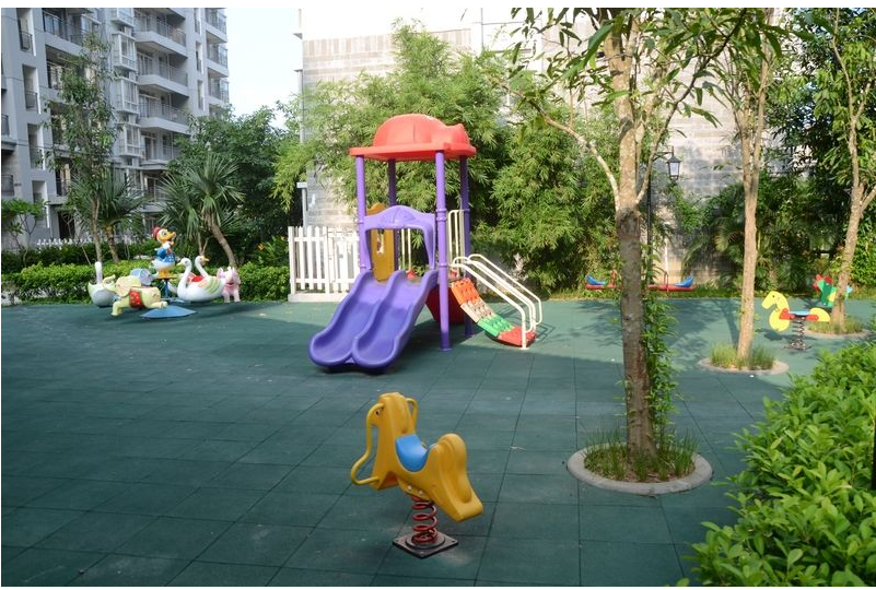 室外兒童樂(lè)園